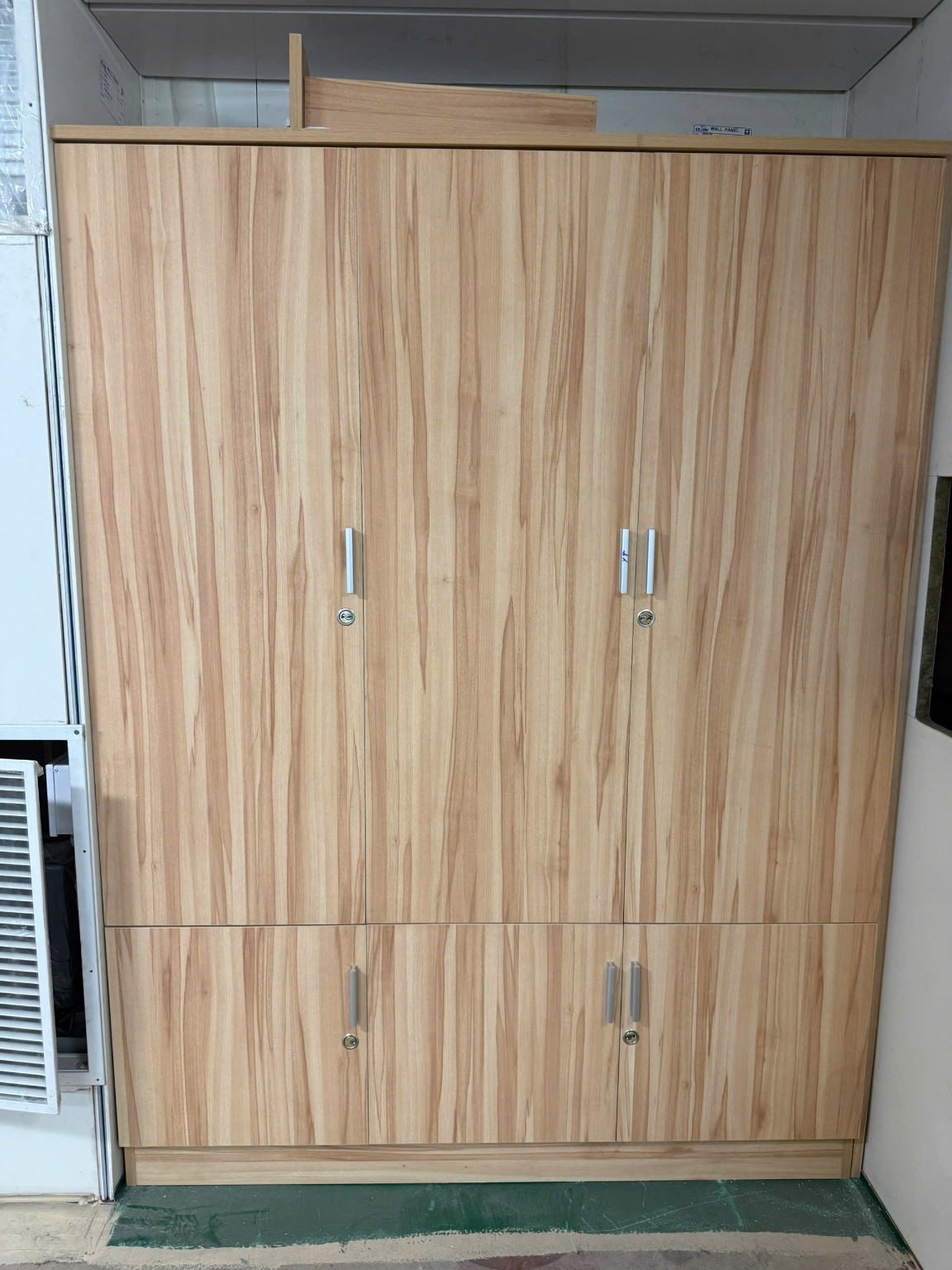 Tủ cabin vân gỗ
